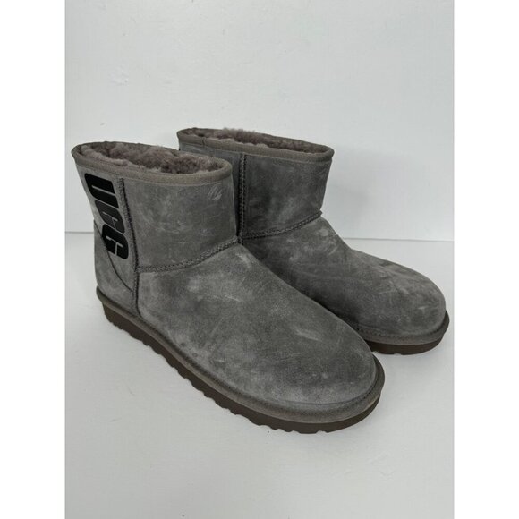 NEW UGG Classic Mini UGG Rubber Logo Grey Boot Suede Sheepskin EU 42 US 11 UK 9 - Picture 4 of 9